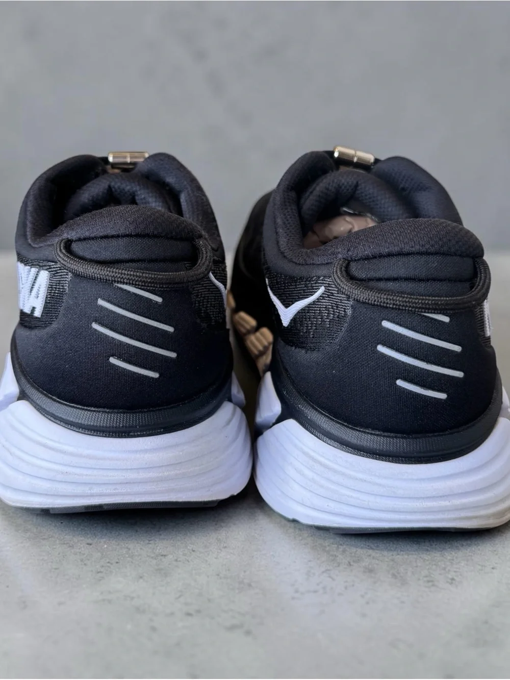 Hoka womens Gaviota 4